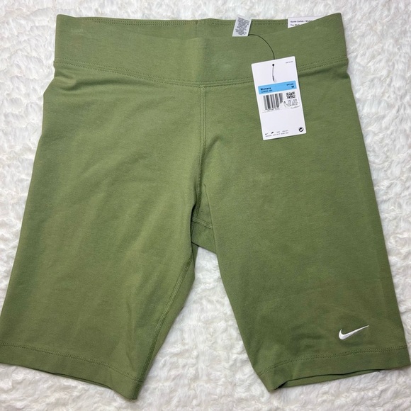 Nike Pants - Nike Women's Olive Bike Shorts
